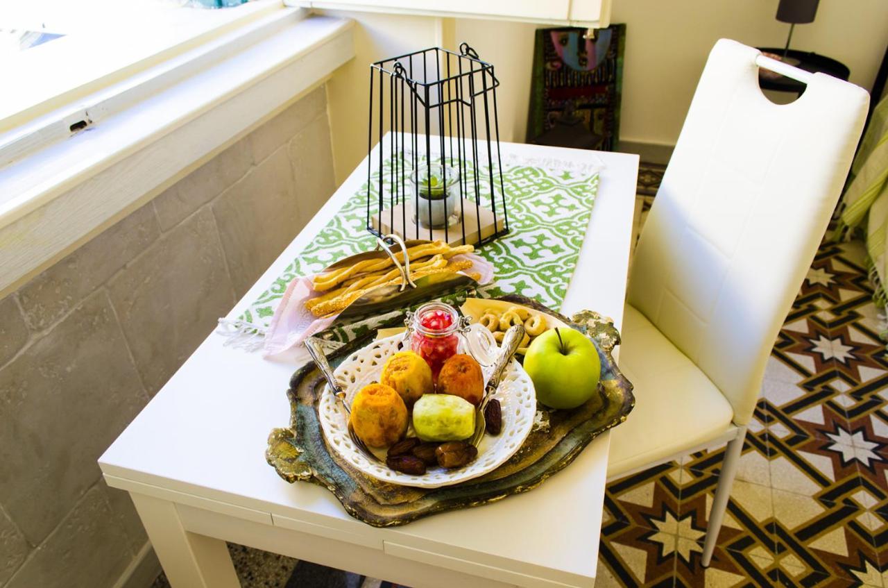Ingrosso House Bed & Breakfast เลชเช ภายนอก รูปภาพ