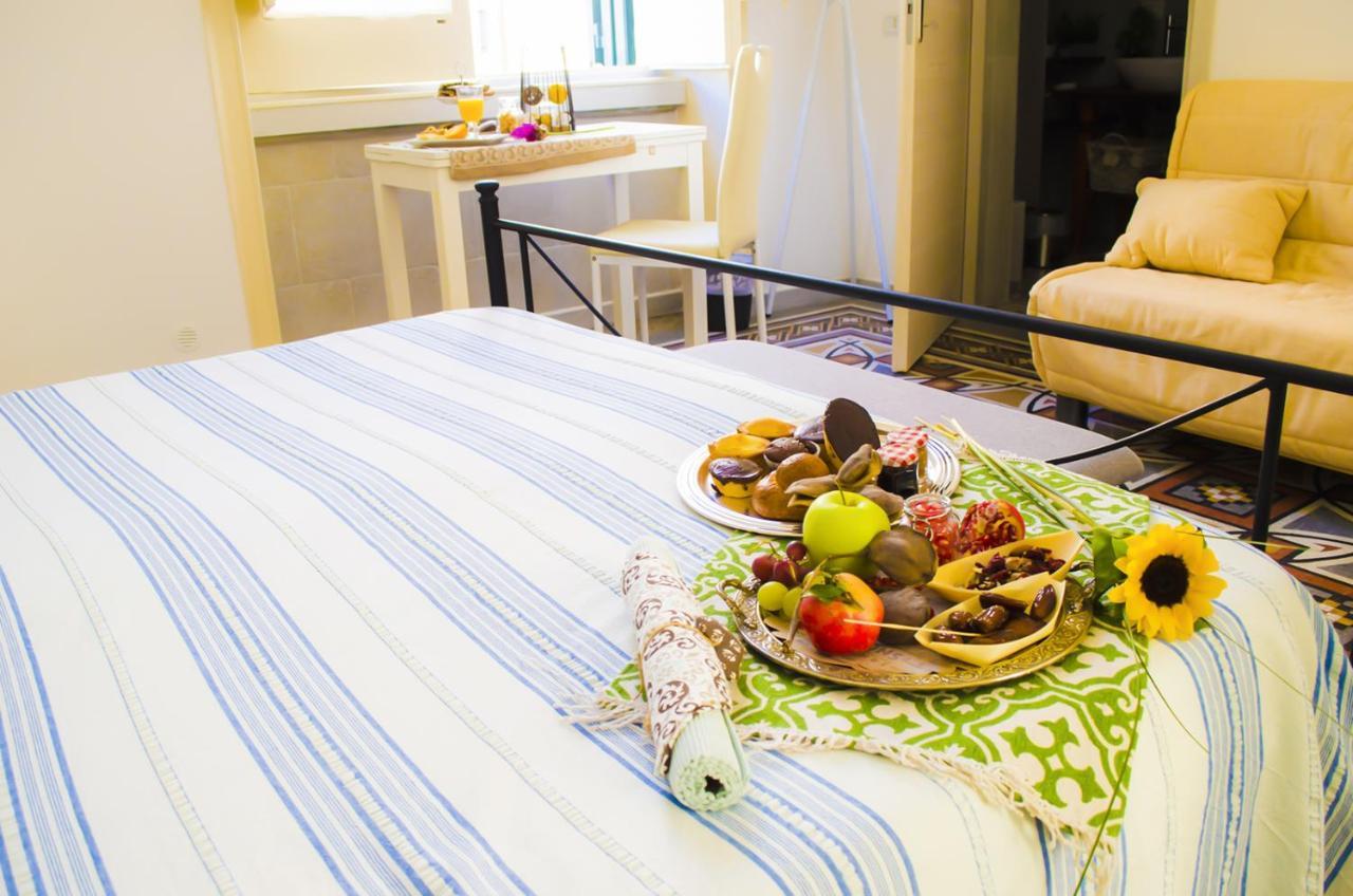 Ingrosso House Bed & Breakfast เลชเช ภายนอก รูปภาพ