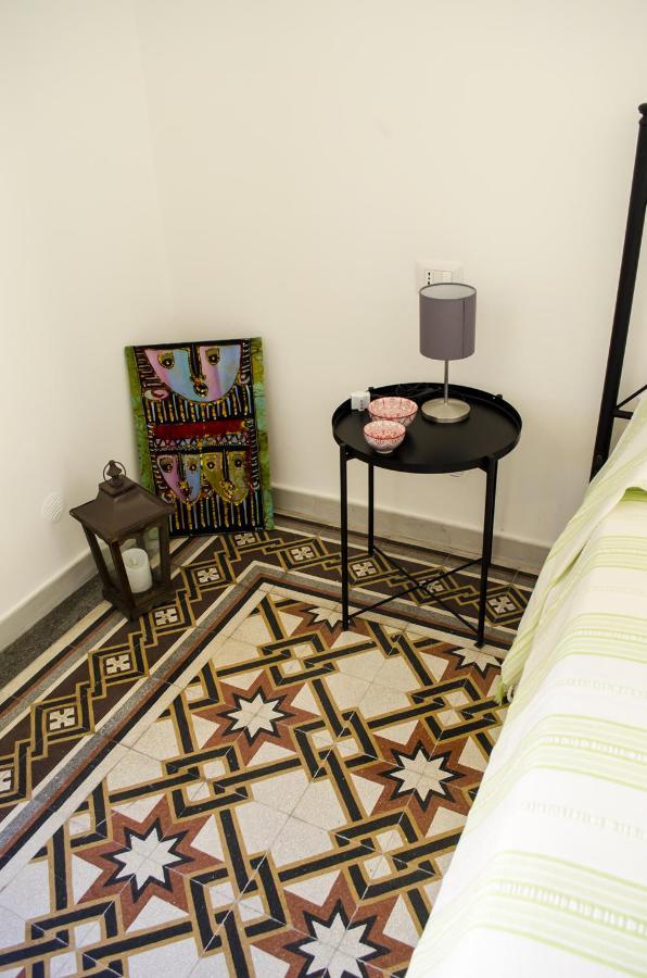 Ingrosso House Bed & Breakfast เลชเช ภายนอก รูปภาพ